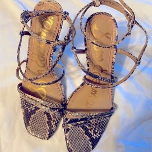 Sam Edelman women’s Leanne faux sneak high heels.